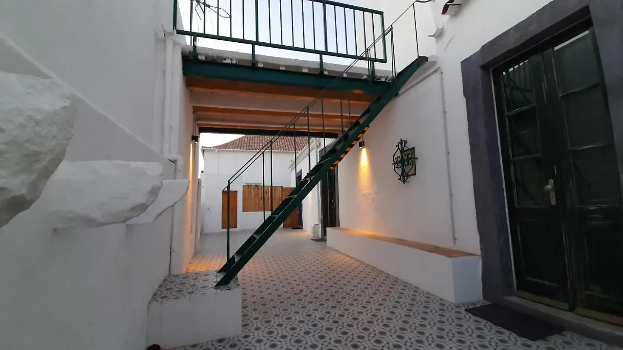 A Casa Do Tenente Faro Hostel