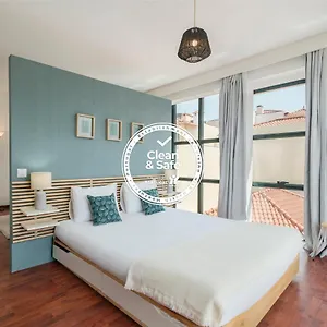 https://pelourinho-apartments-by-travel-to-madeira.madeira-islandshotels.com
