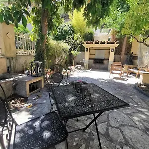 https://chambre-privee-villa-monte-0ropa.fr-provencehotel.com