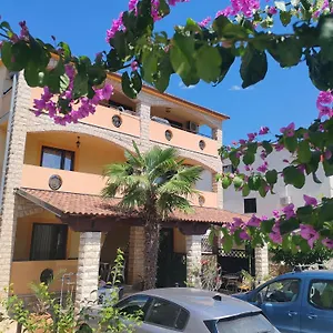 https://slim-apartman-i-sobe.in-istria.net
